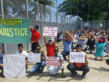 Australian asylum-seekers protest
